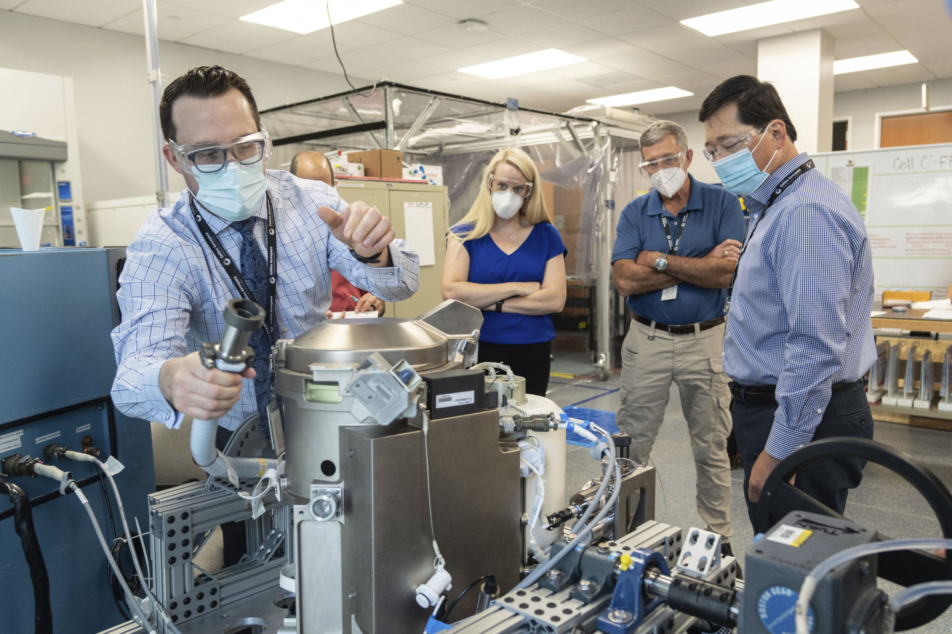 NASA nghiên cứu độ tin cậy của thiết bị và vật liệu mới