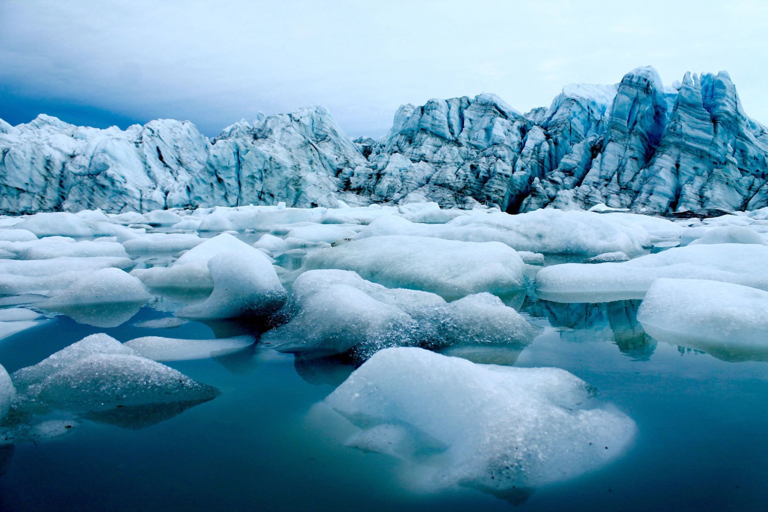 Băng ở Bắc Cực tan chảy nhanh gây ra sự biến đổi lớn cho nhân loại