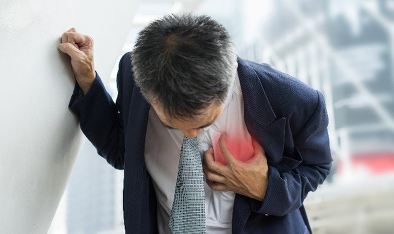 Nguyên nhân và triệu chứng của cơn đau tim