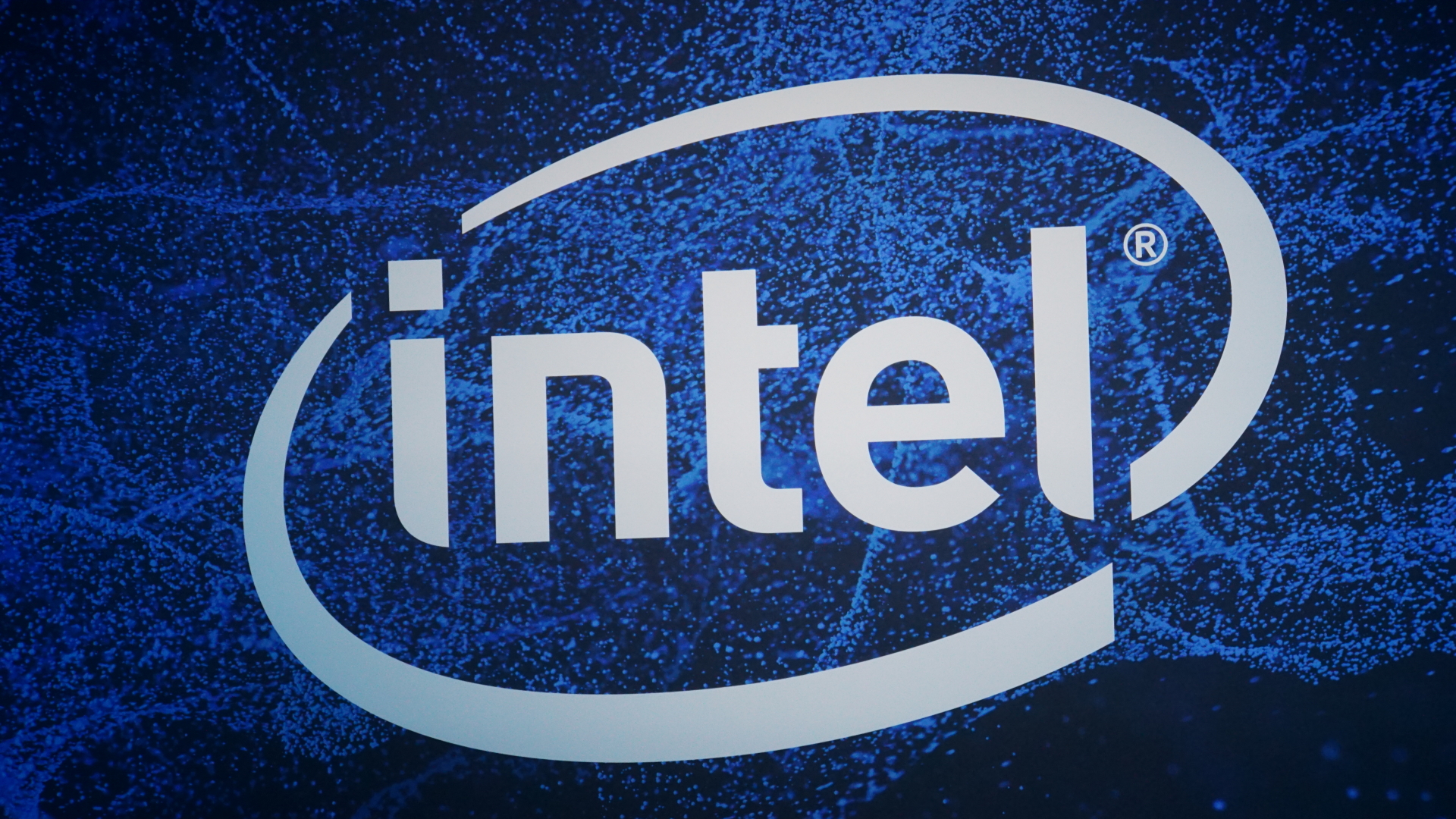 Intel công bố các phát kiến công nghệ ở lĩnh vực điện toán hiệu năng cao