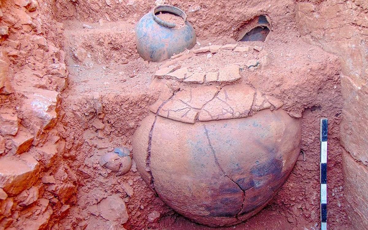Phát hiện tàn tích của một xưởng gốm tồn tại từ 2.000 năm trước ở Ai Cập