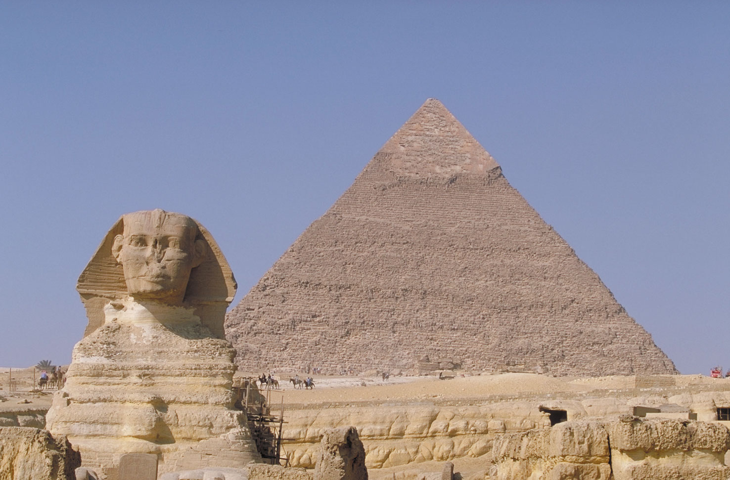 Bí ẩn về những bức tượng Ai Cập thường bị mất mũi