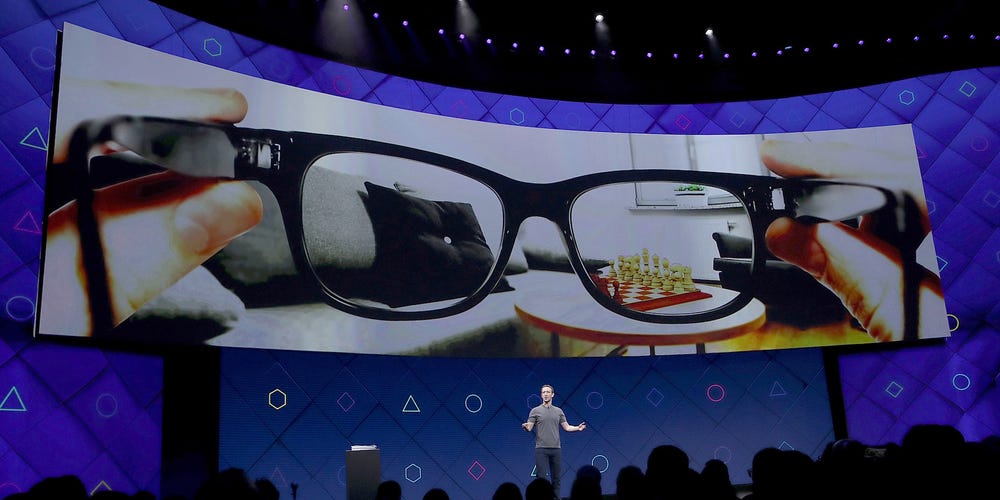 Facebook hợp tác cùng Ray-Ban để ra mắt kính thông minh